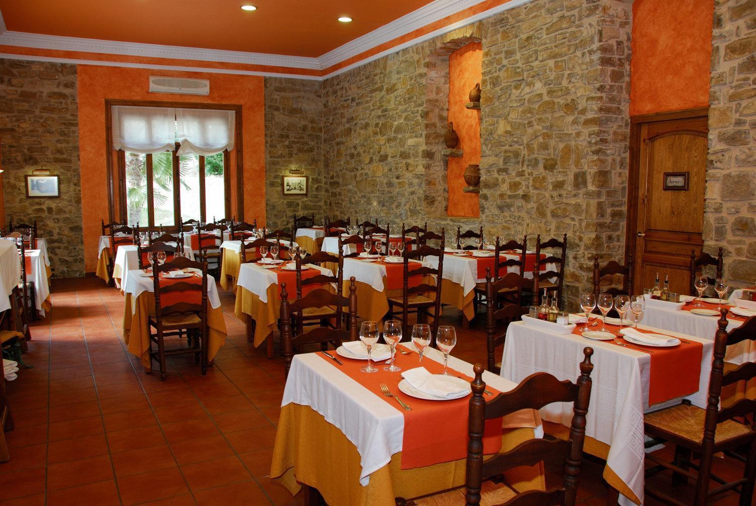巴利福戈纳德留科尔布温泉酒店 Vallfogona De Riucorb 外观 照片